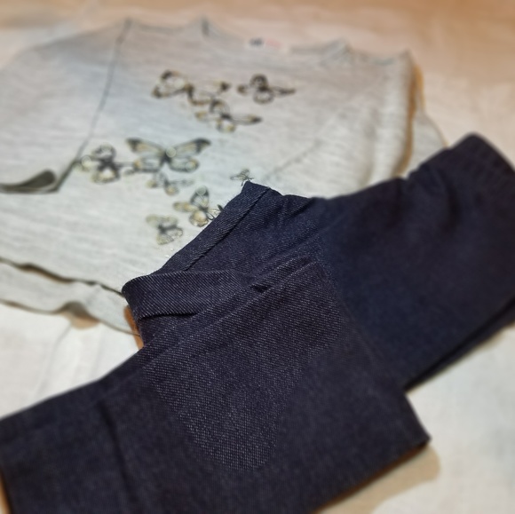 Butterfly Sweatshirt - Picture 3 of 4